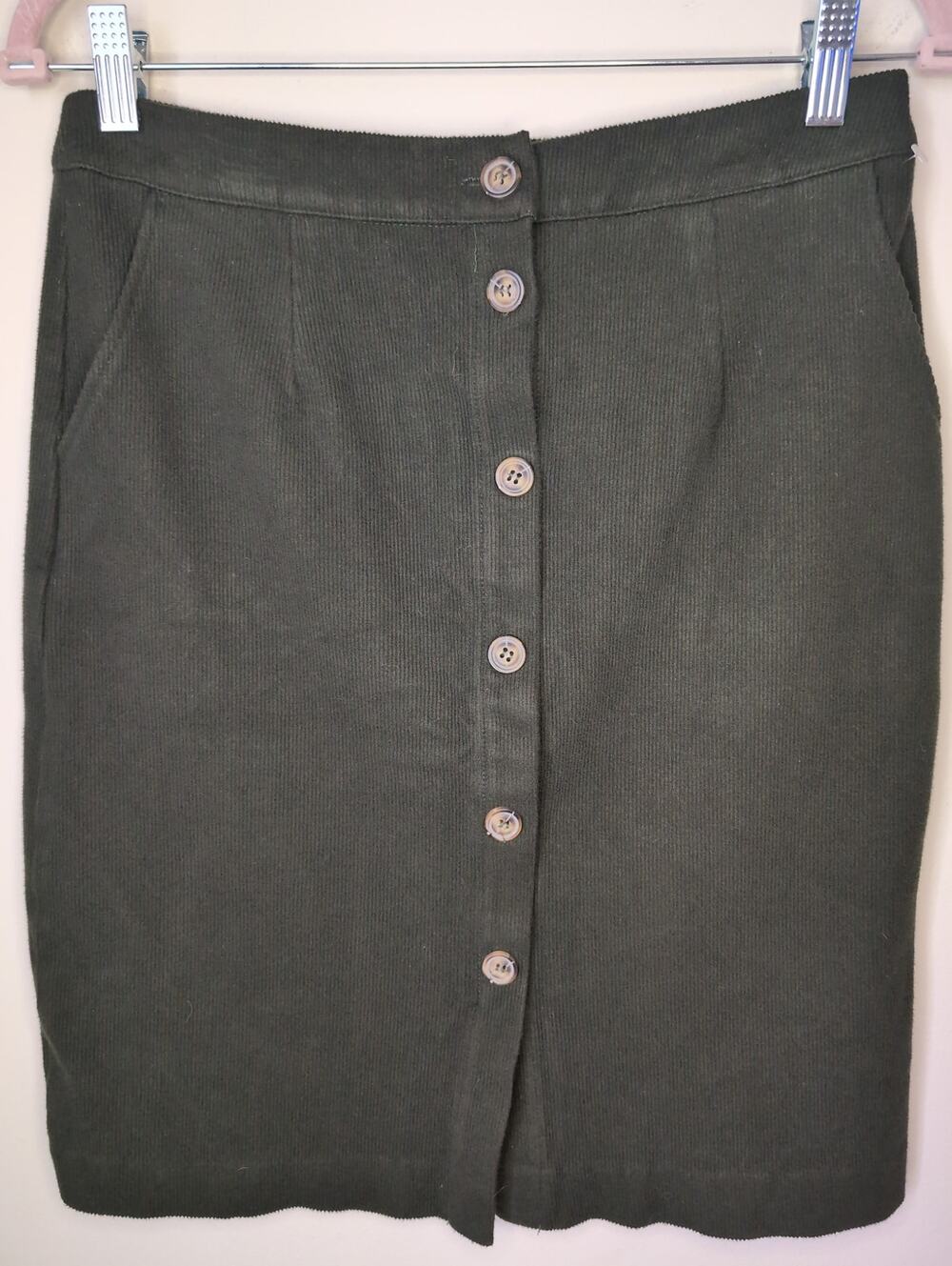 Skies Are Blue Olive Ribbed Button-Front Midi Skirt M